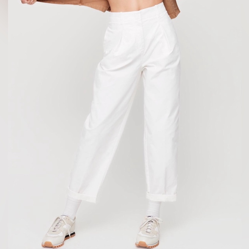Aritzia Day Off Pants
